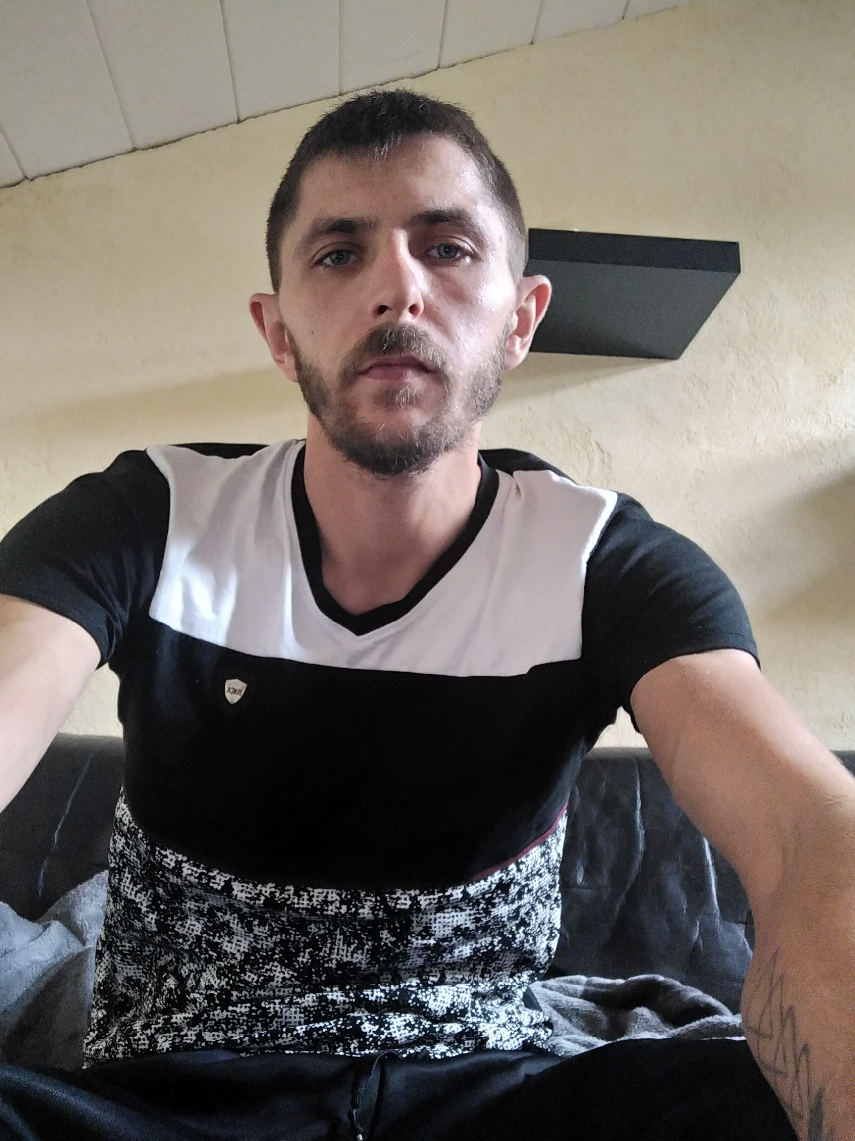 Elhadji - Auchy-au-Bois - Pas-de-Calais | Rencontre gay