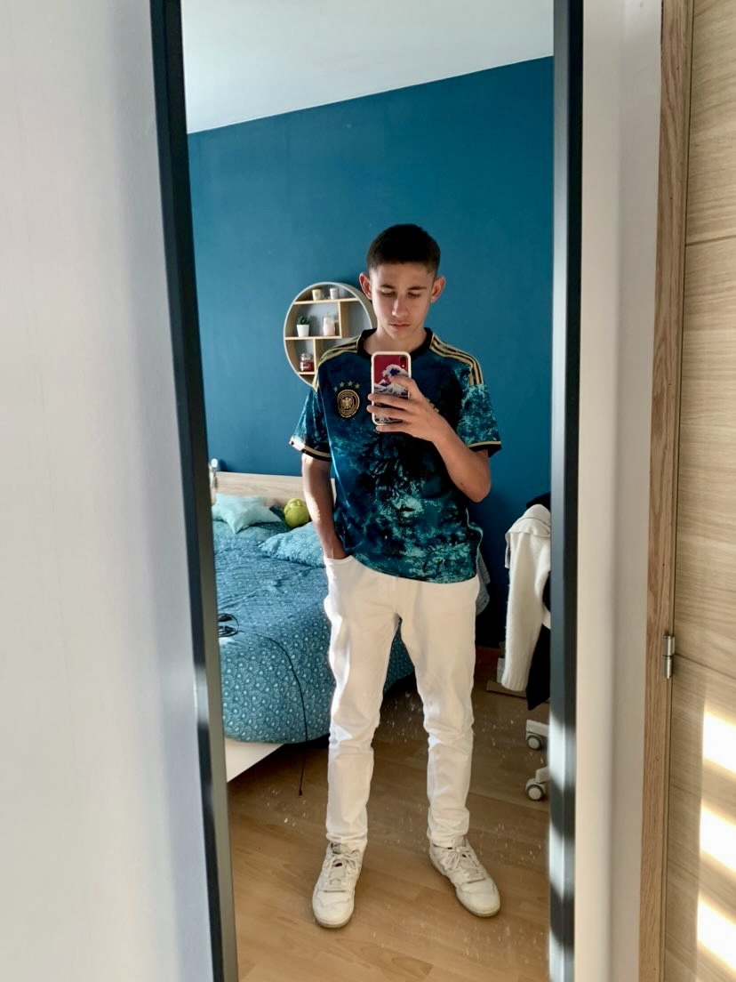 Bazile - Neuville-sous-Montreuil - Pas-de-Calais | Rencontre gay