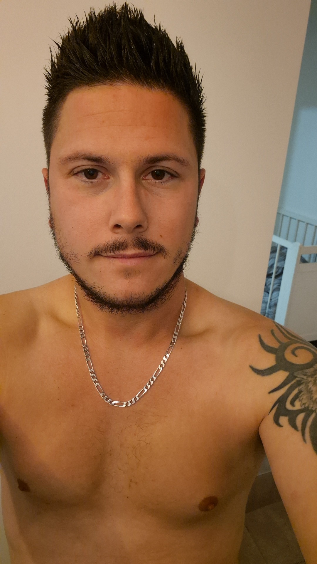 Nicolas-pierre - Blangy-Tronville - Somme | Rencontre gay