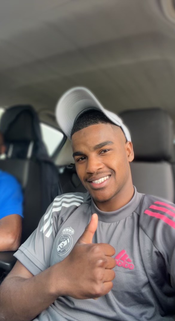 Soulimane - Briot - Oise | Rencontre gay