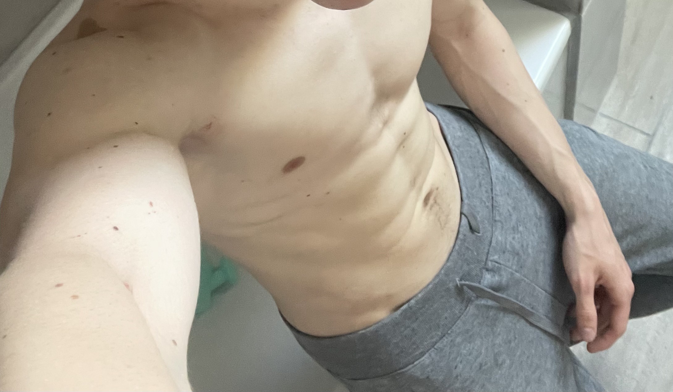 Lloyd - Vadencourt - Aisne | Rencontre gay