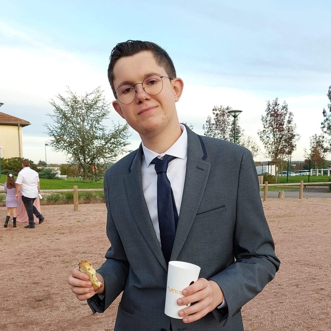 Dinh - Mesnil-Domqueur - Somme | Rencontre gay