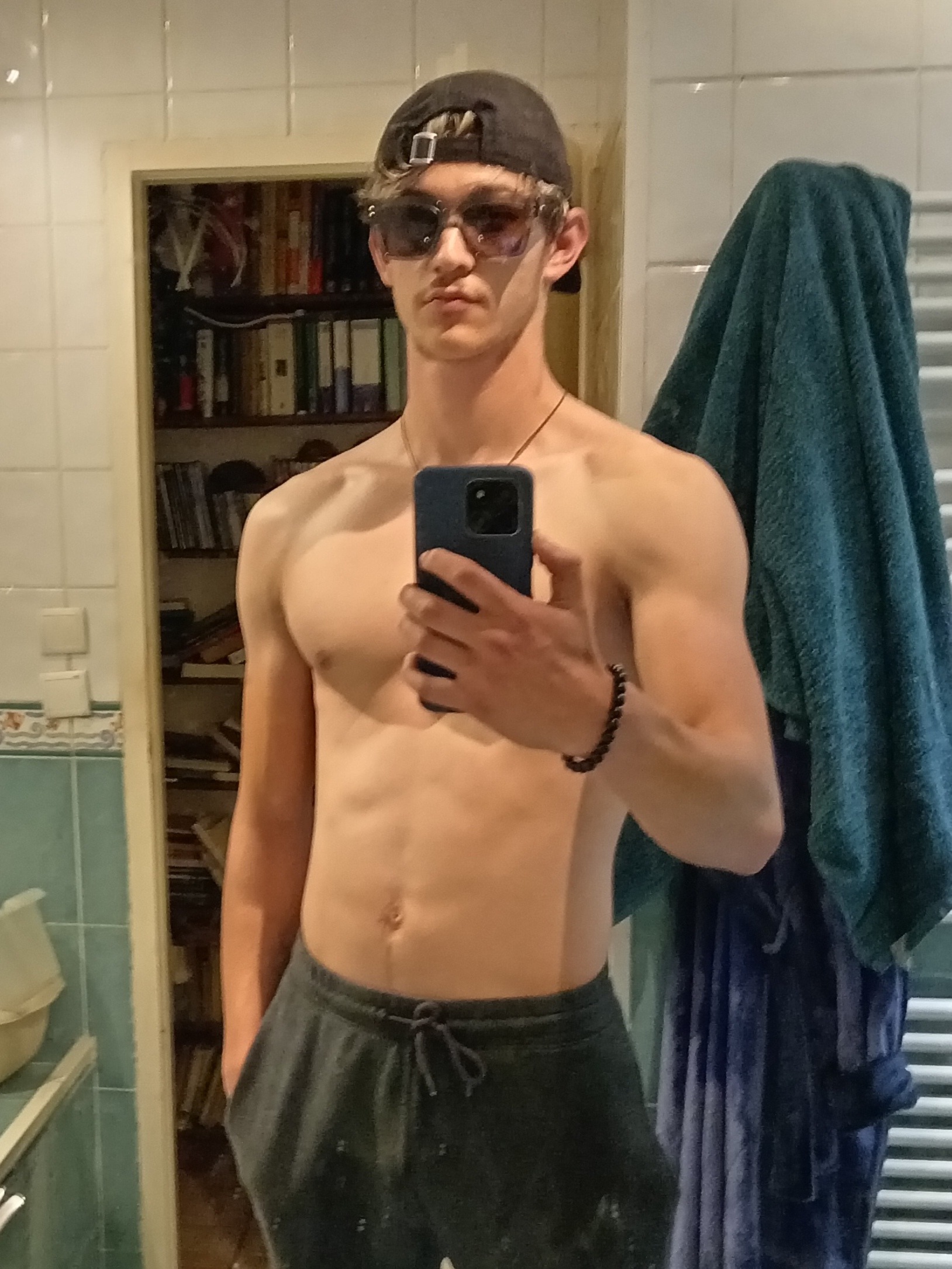Yaroslav - LaNeuville-sur-Oudeuil - Oise | Rencontre gay