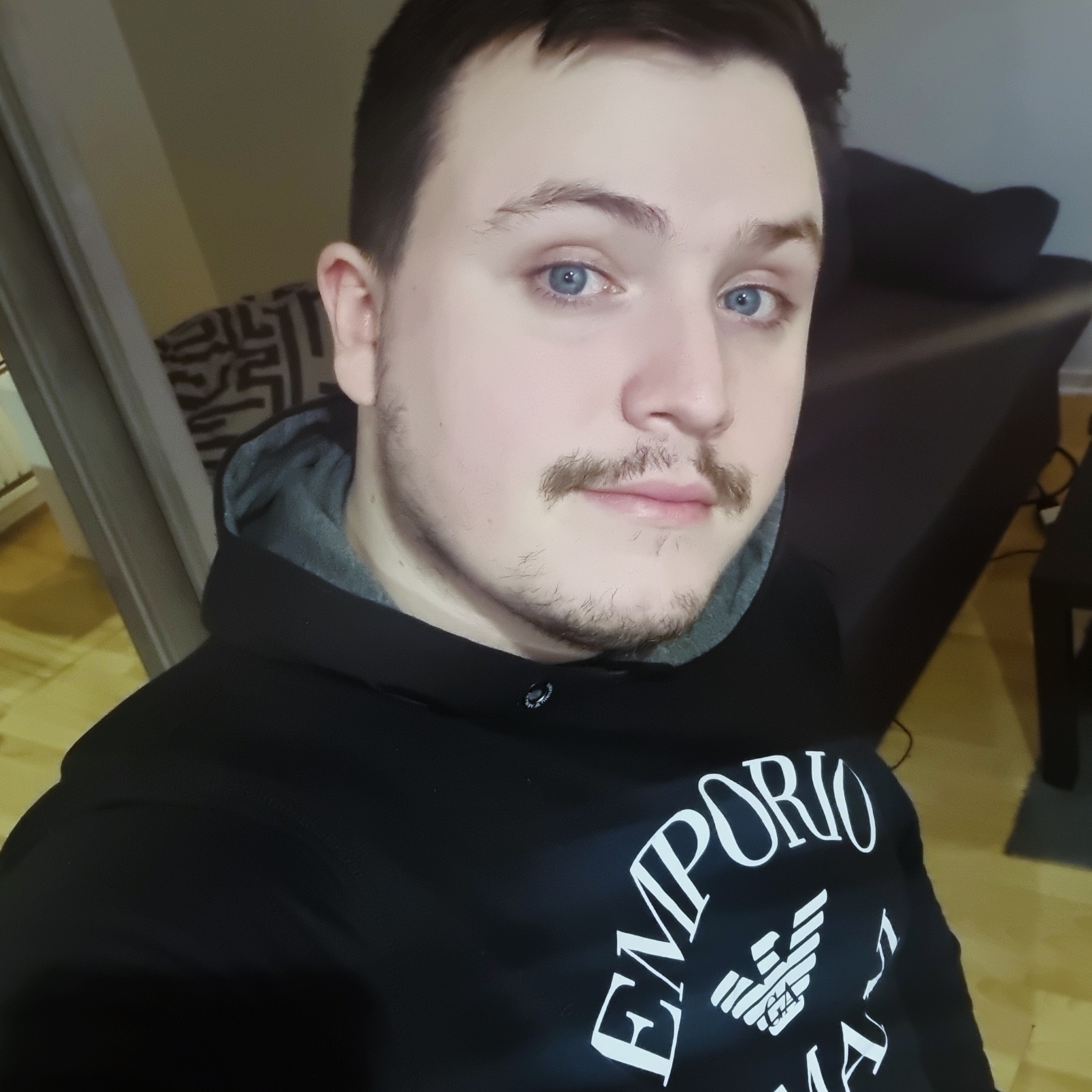 Hadje - Rully - Oise | Rencontre gay