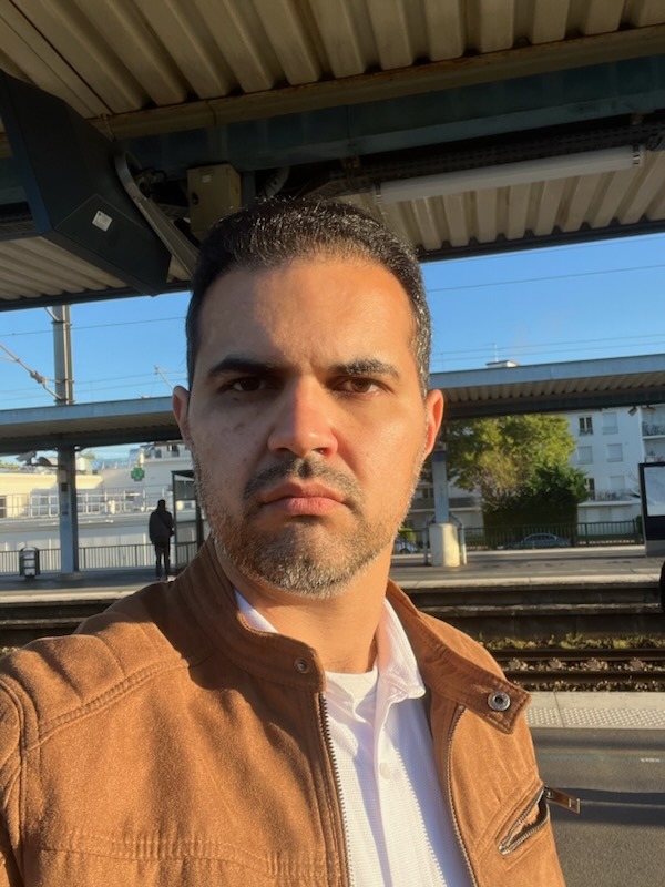 Estebann - Thièvres - Pas-de-Calais | Rencontre gay