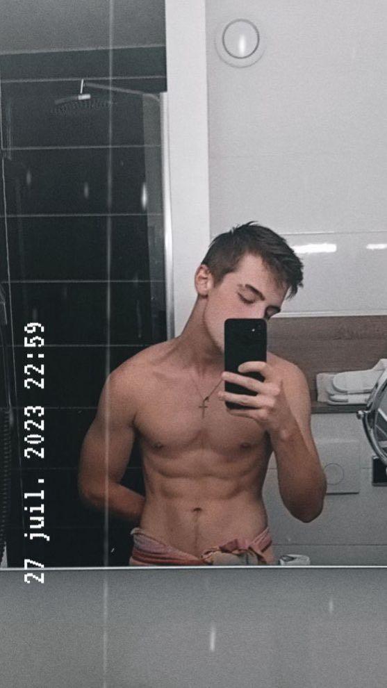 Gregg - Airaines - Somme | Rencontre gay