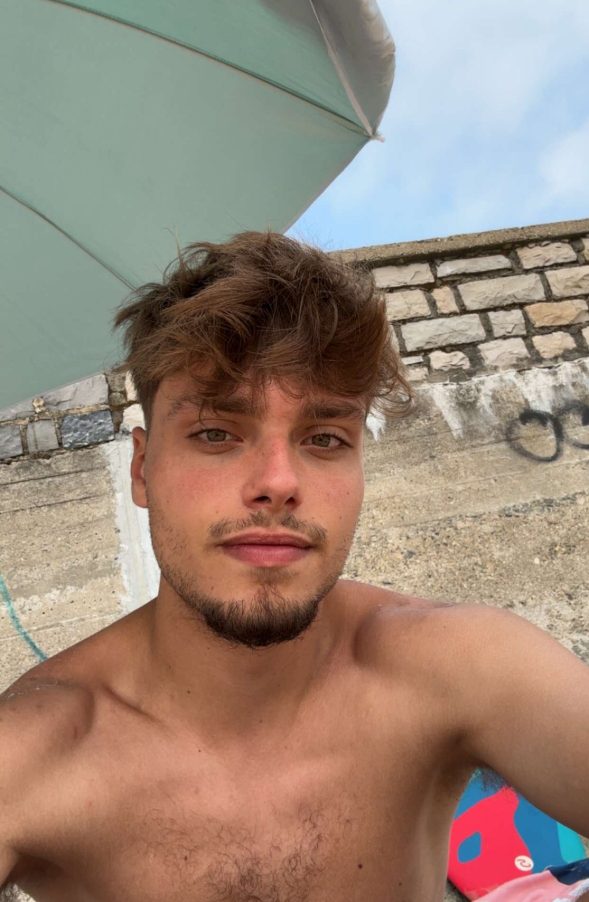 Kendall - Beaumetz-lès-Cambrai - Pas-de-Calais | Rencontre gay
