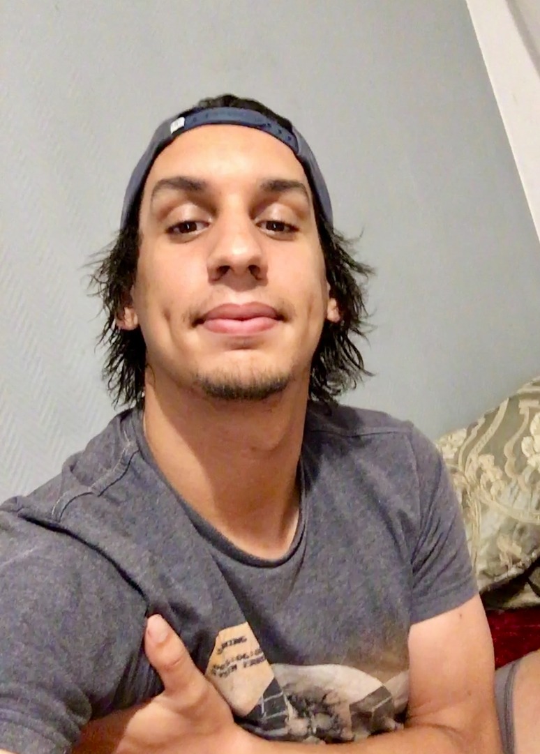 Kenji - Bouret-sur-Canche - Pas-de-Calais | Rencontre gay