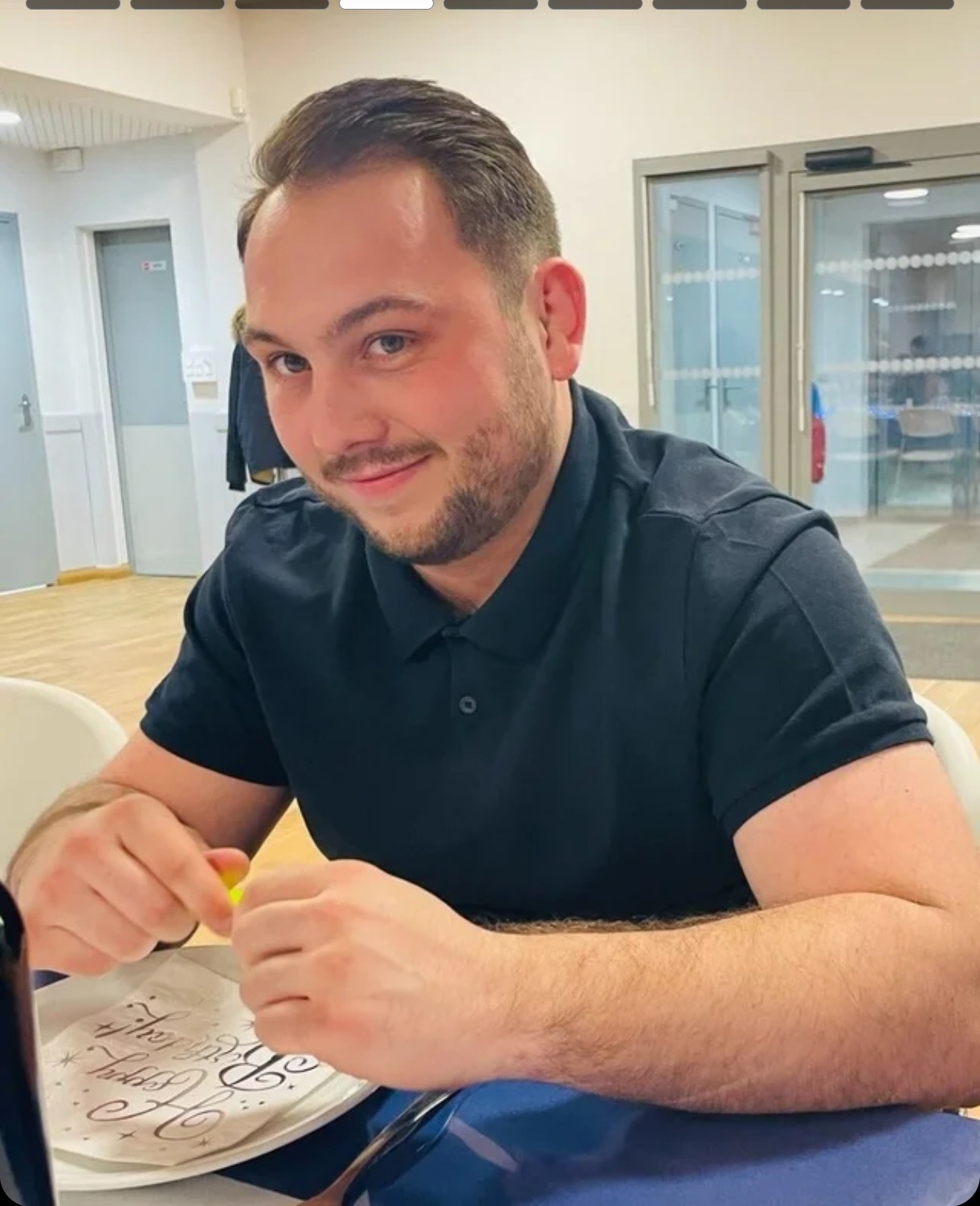 Olivio - Éclimeux - Pas-de-Calais | Rencontre gay
