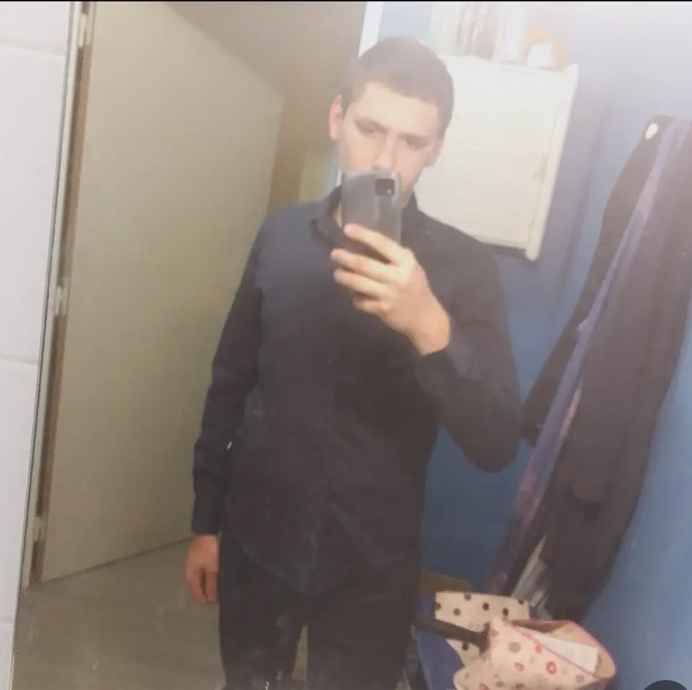 Antranik - Étricourt-Manancourt - Somme | Rencontre gay