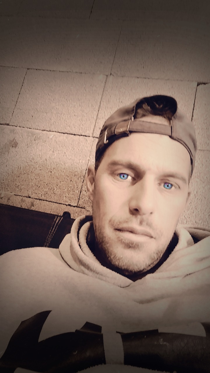 Illias - Catenoy - Oise | Rencontre gay
